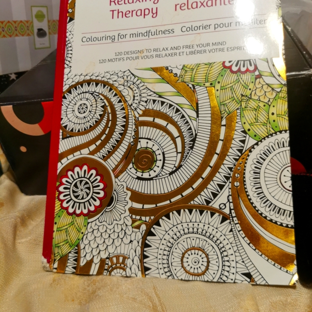 Adult relaxation therapy coloring book and Crayola 20 super tip markers new